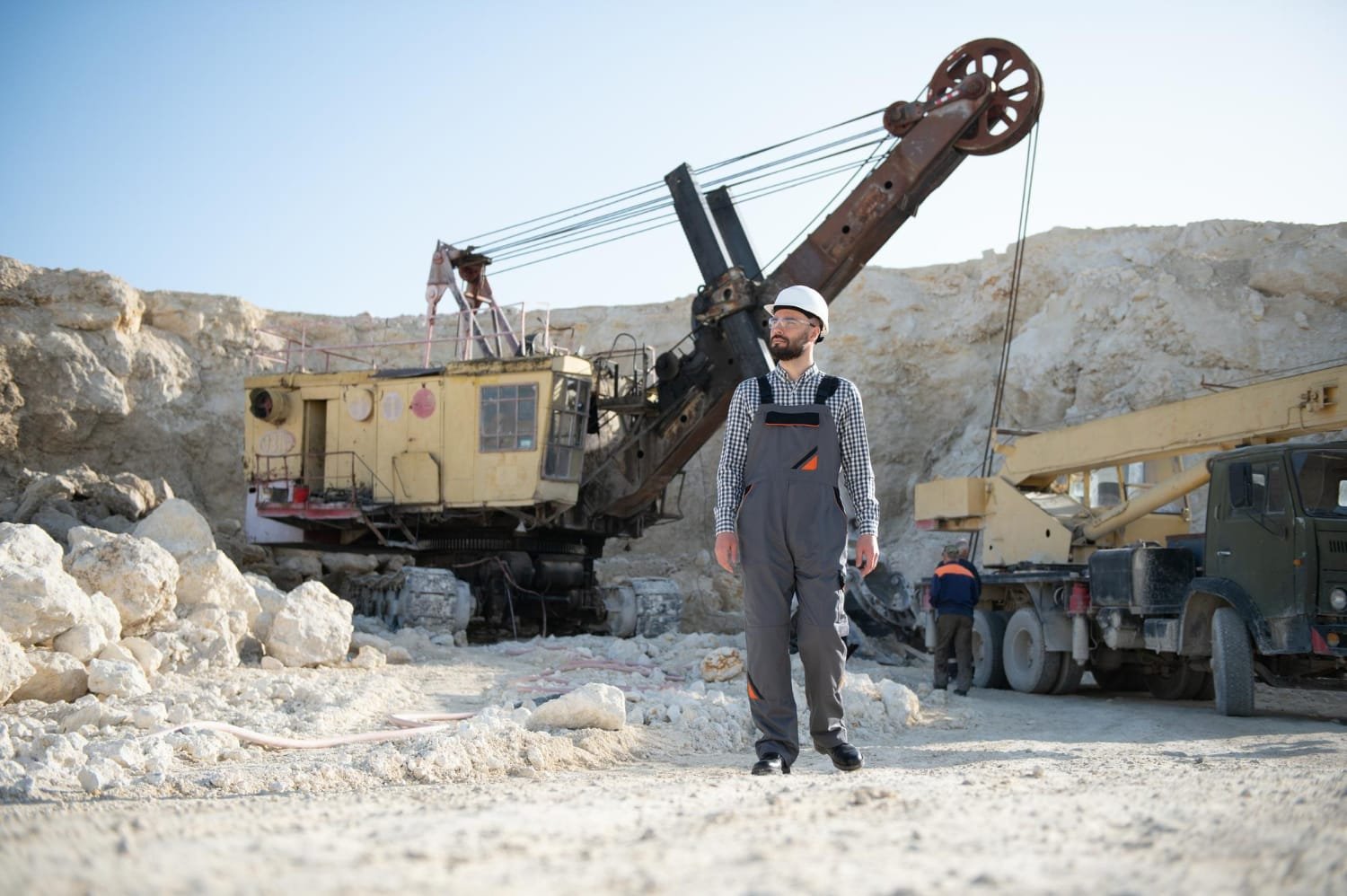 Metals & Mining